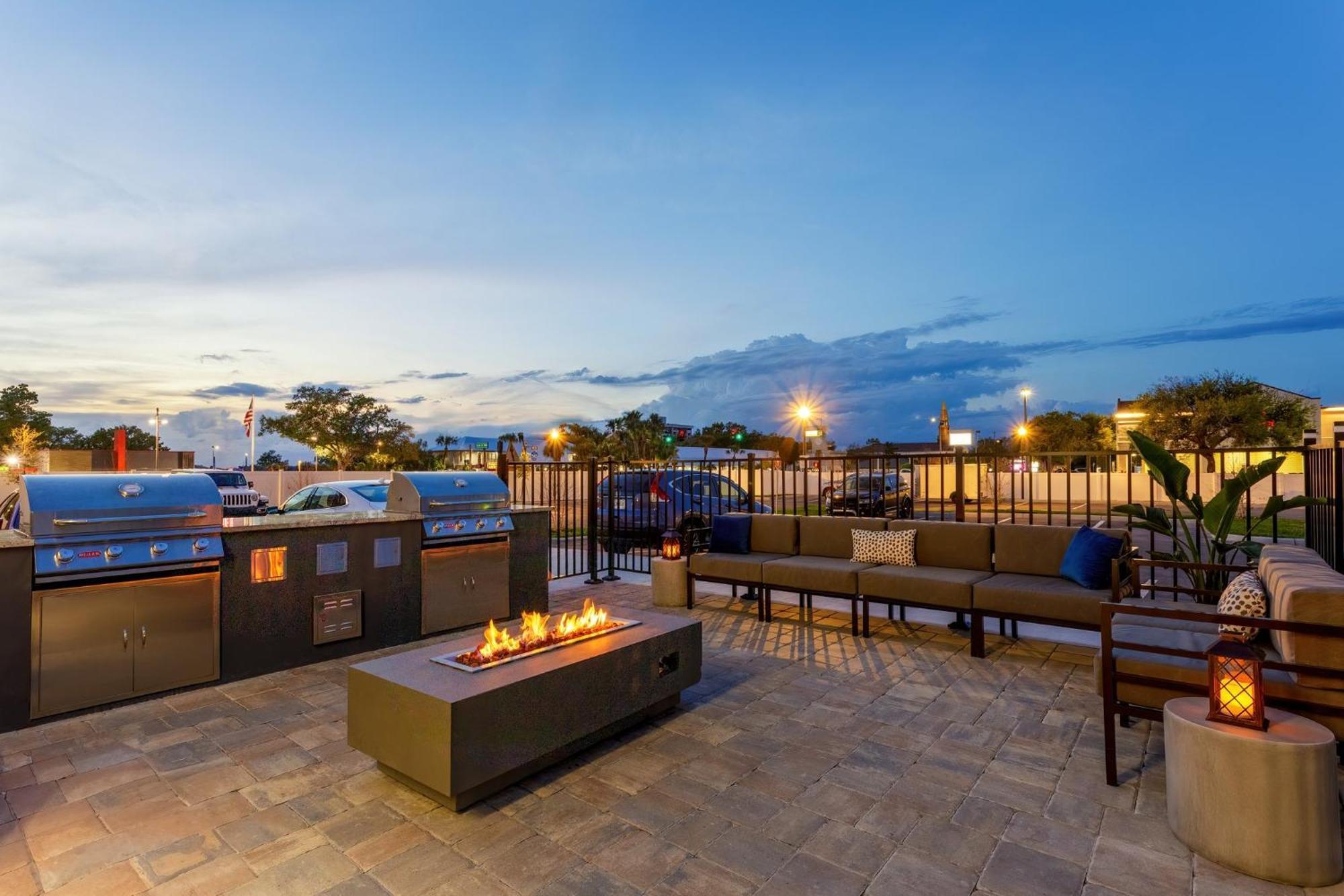 Staybridge Suites Winter Haven - Auburndale Bagian luar foto