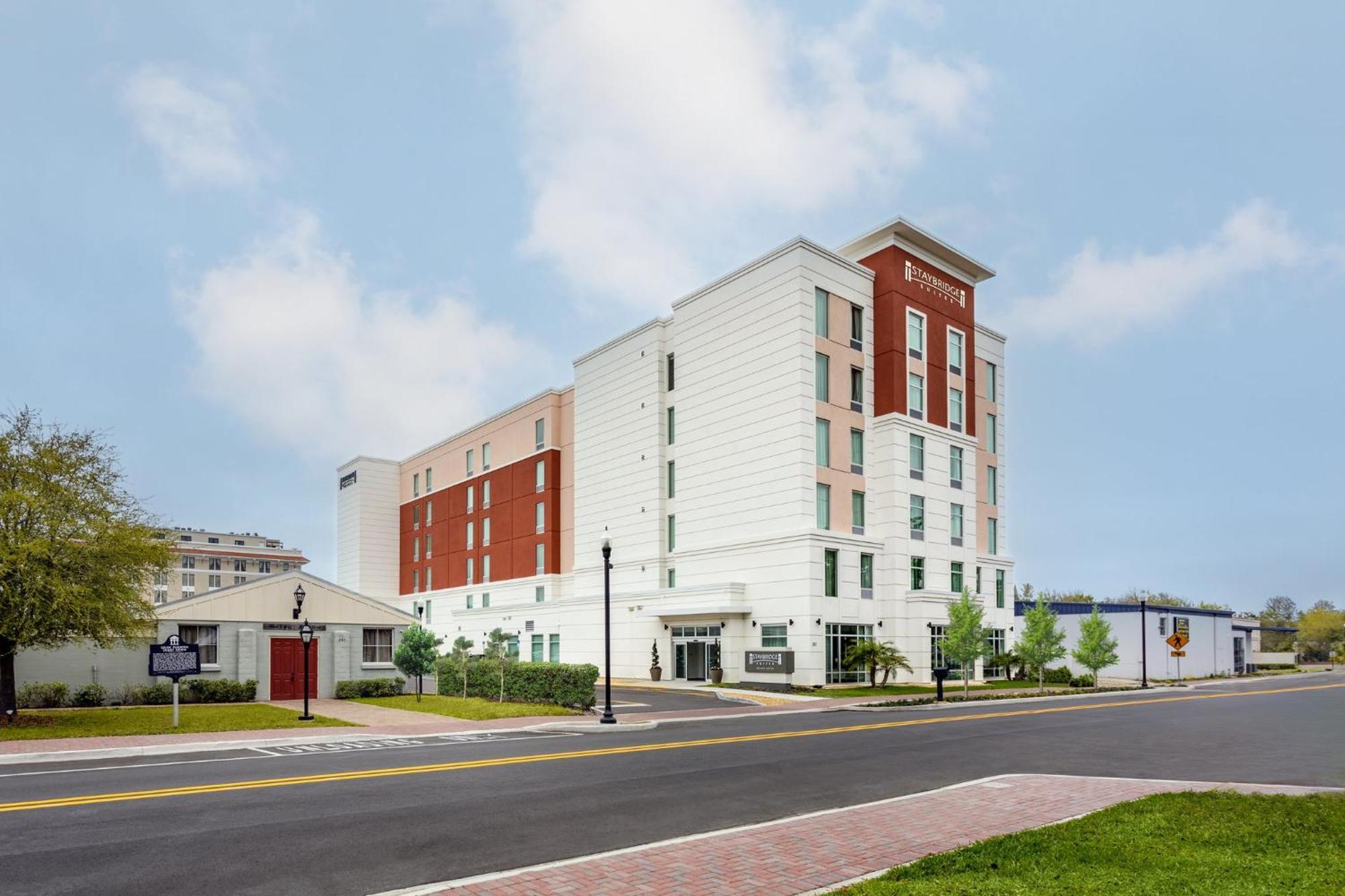 Staybridge Suites Winter Haven - Auburndale Bagian luar foto